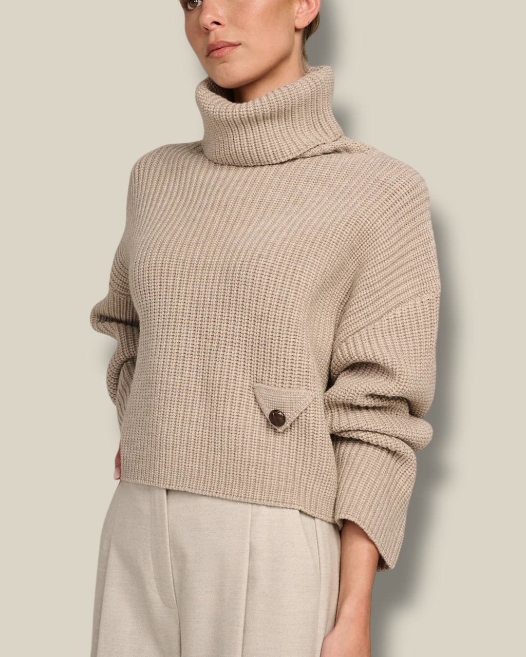 clay-dames-pullover-met-col-verlaagde-schouders-rib-ami-van-march23-she-stories-gwen
