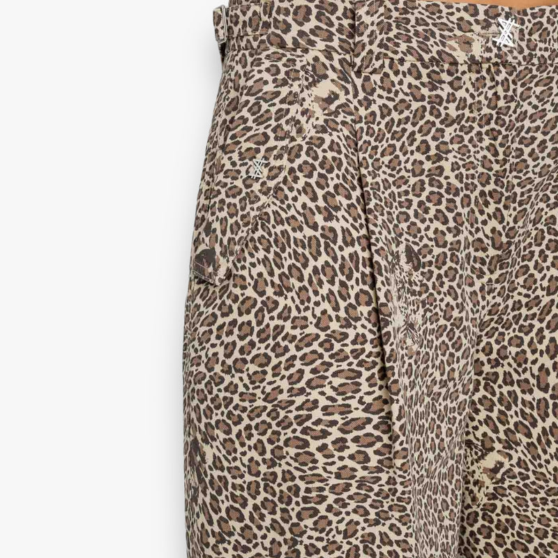 leopard-printed-dames-pantalon-met-wijde-pijpen-van-actitude-twinset-she-stories-gwen