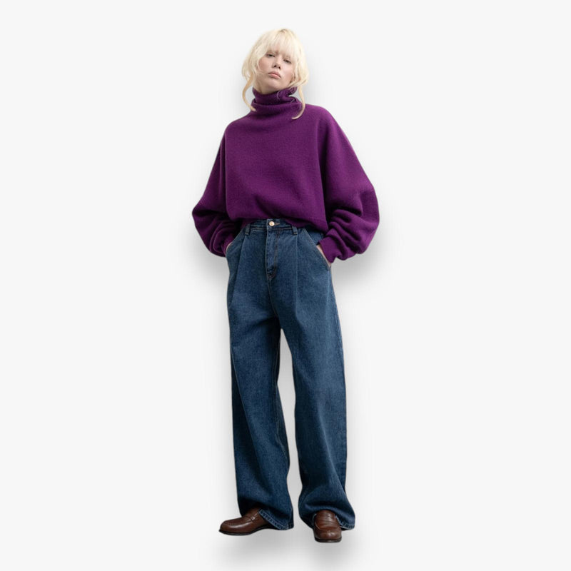 paarse-dames-trui-met-col-lange-mouwen-verlaagde-schouders-rib-oversized-van-merino-wol-andy-van-belle-piece-she-stories-gwen