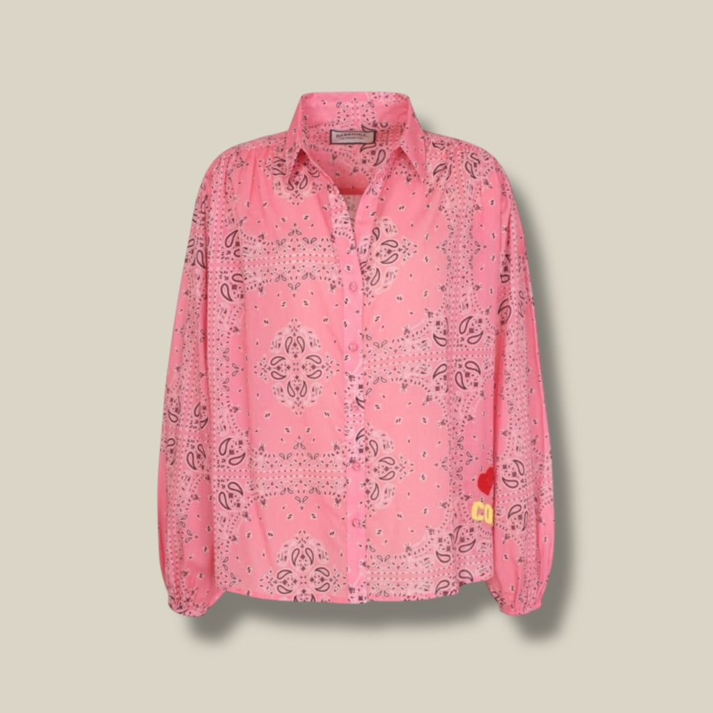 raspberry-dames-blouse-met-bandanaprint-kraag-lange-mouwen-canila-van-berenice-she-stories-gwen