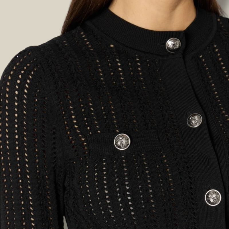 zwart-dames-opengewerkt-gebreid-vest-met-knopen-ronde-hals-mgecko-van-berenice-she-stories-gwen