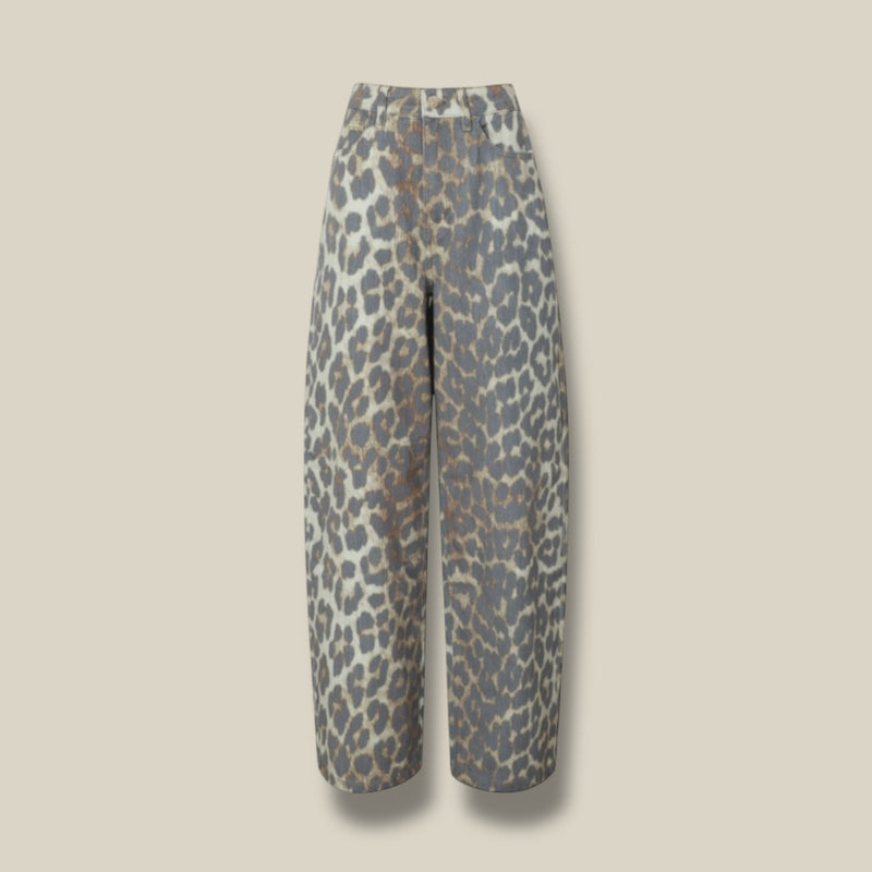 leopard-printed-dames-jeans-met-hoge-taille-wijde-pijpen-monaco-van-berenice-she-stories-gwen