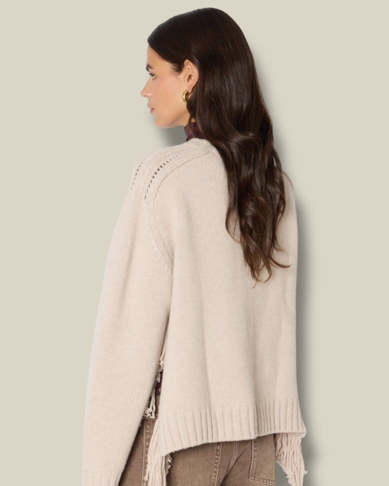 beige-melange-dames-trui-met-franjes-splitten-rib-myfringes-van-berenice-she-stories-gwen