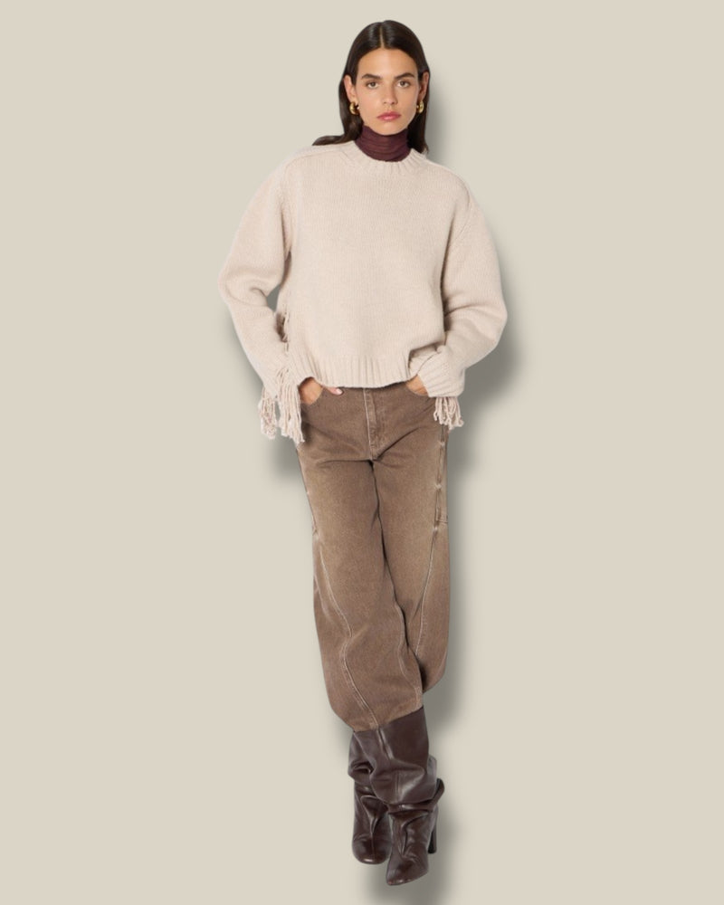 beige-melange-dames-trui-met-franjes-splitten-rib-myfringes-van-berenice-she-stories-gwen