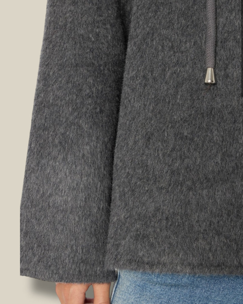 dark-grey-melange-dames-jack-van-wol-grote-kraag-lange-mouwen-van-berenice-she-stories-gwen