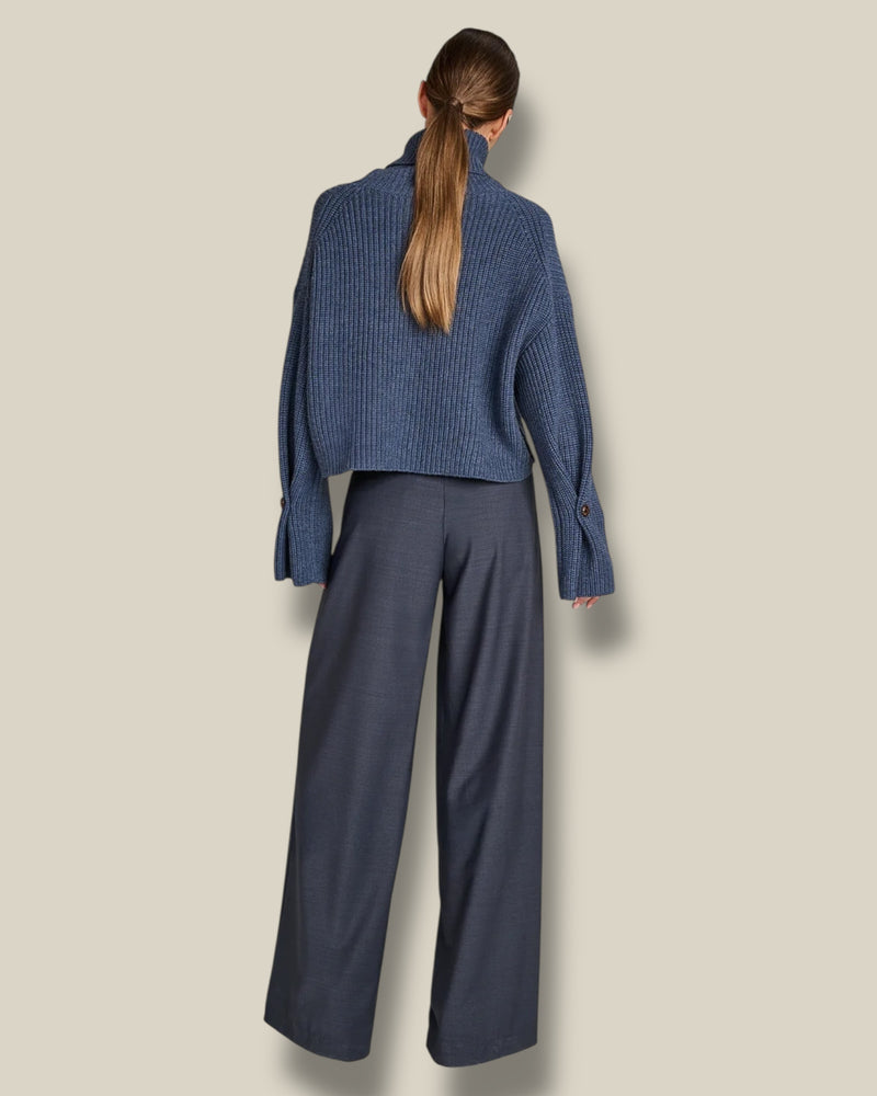 cloudy-blue-dames-pantalon-trousers-van-wol-getailleerd-edith-van-march23-she-stories-gwen