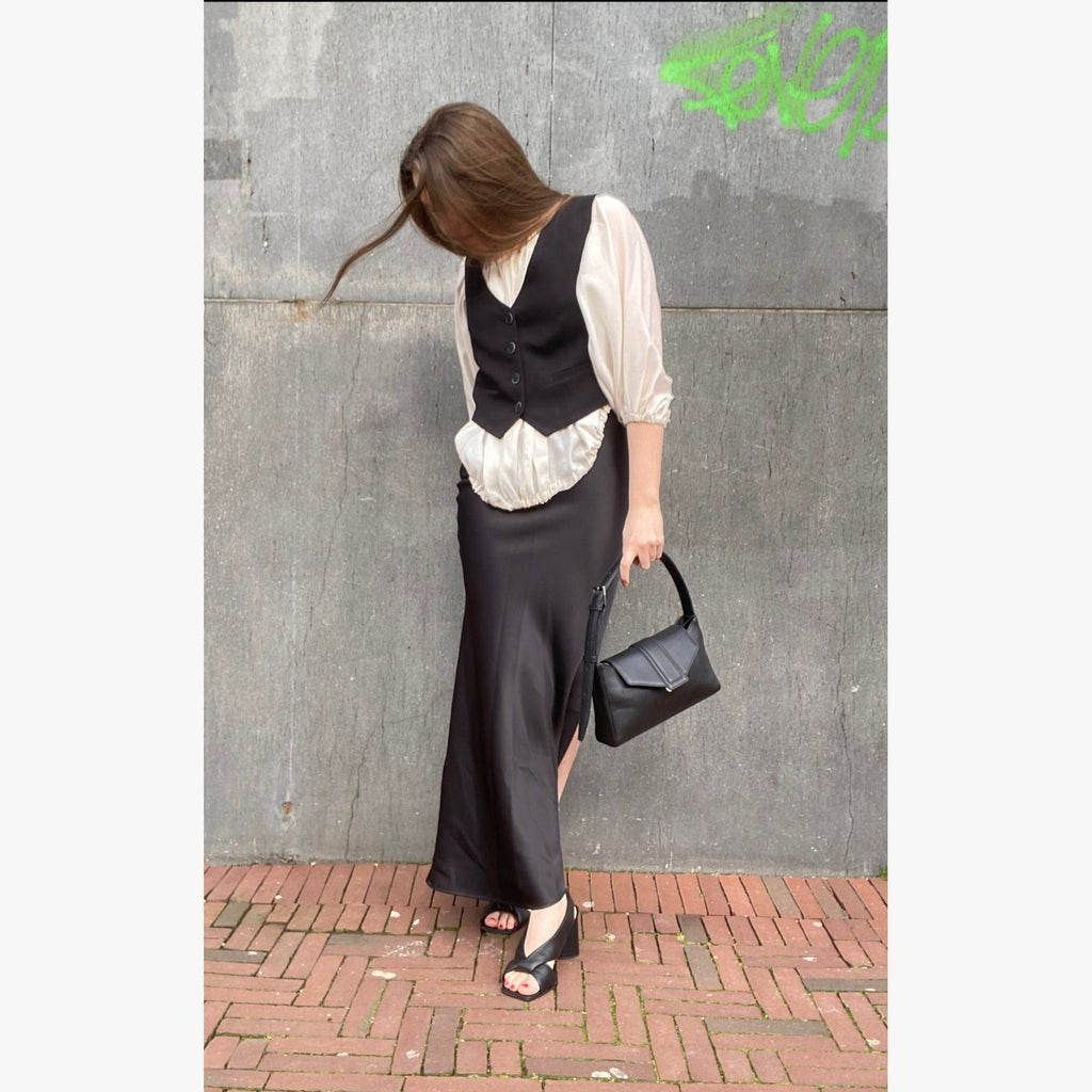zwarte-dames-maxi-rok-met-hoge-zijsplit-ritssluiting-van-eleh-she-stories-gwen