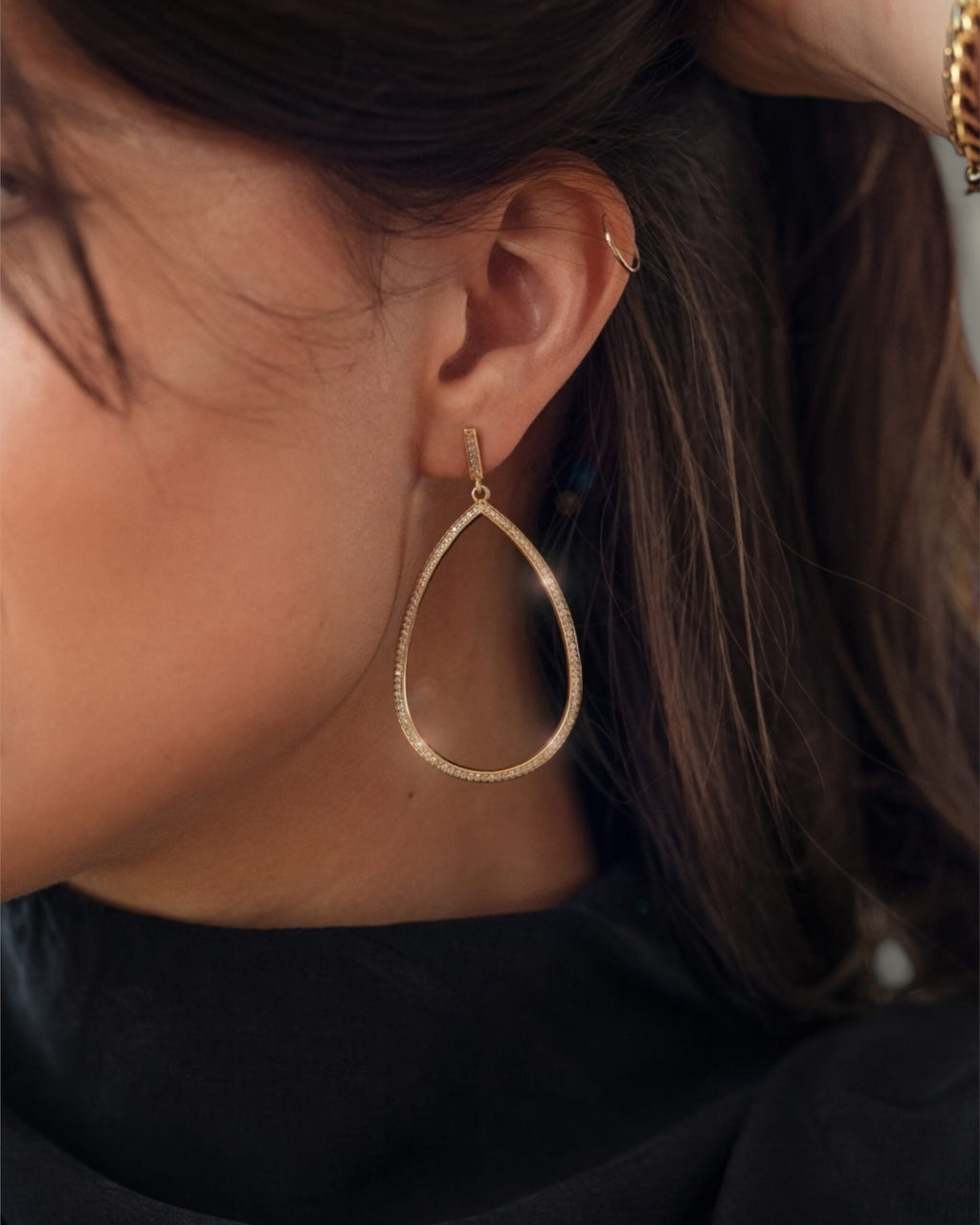 zirconia-gouden-dames-oorbellen-teardrop-faith-van-fien-she-stories-gwen