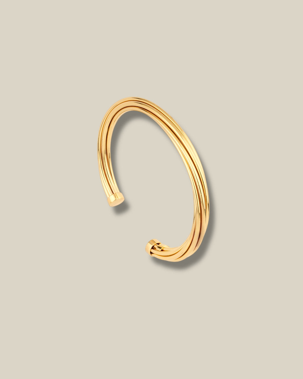 gouden-dames-armband-bangle-van-verguld-24k-messing-atik-van-gas-bijoux-she-stories-gwen