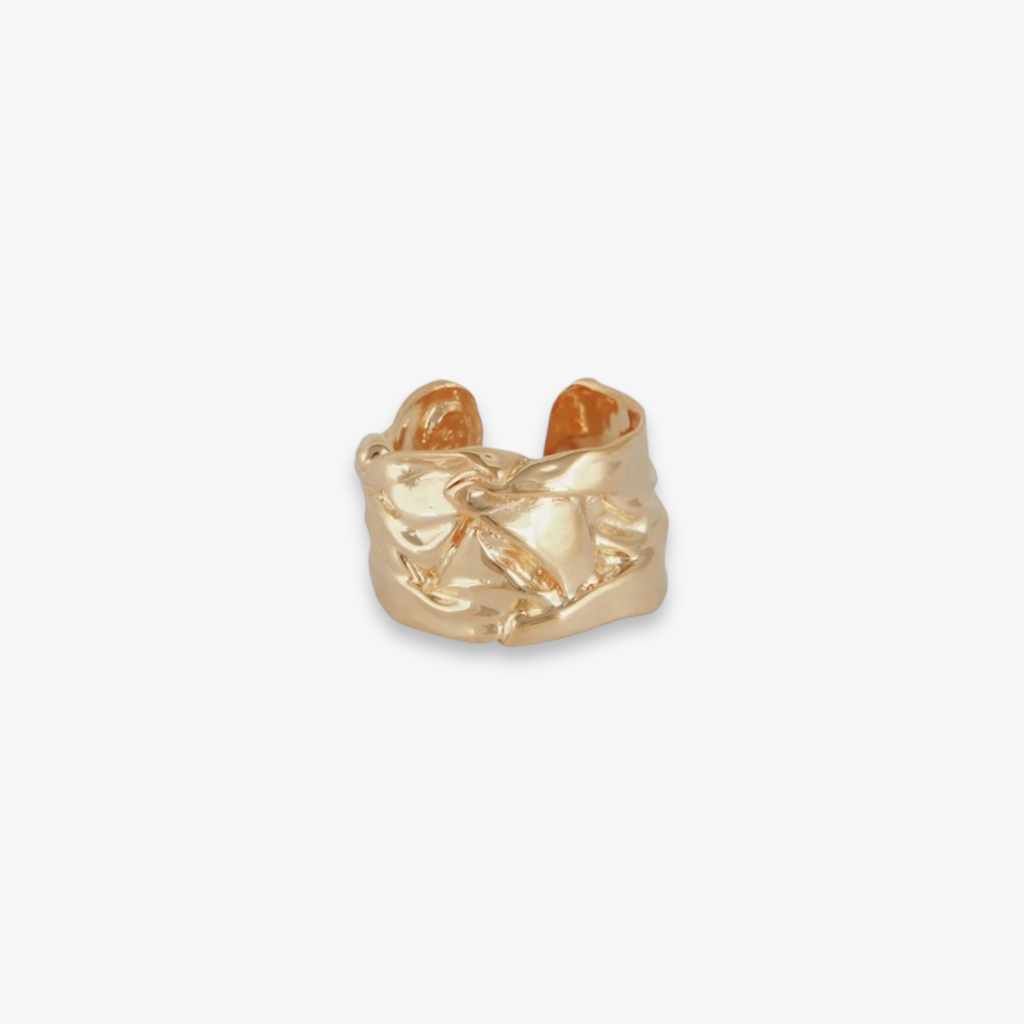 gouden-dames-ring-van-24k-compression-van-gas-bijoux-she-stories-gwen