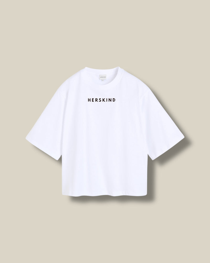 off-white-dames-t-shirt-met-ronde-hals-korte-mouwen-logo-van-biologisch-katoen-herskind-she-stories-gwen