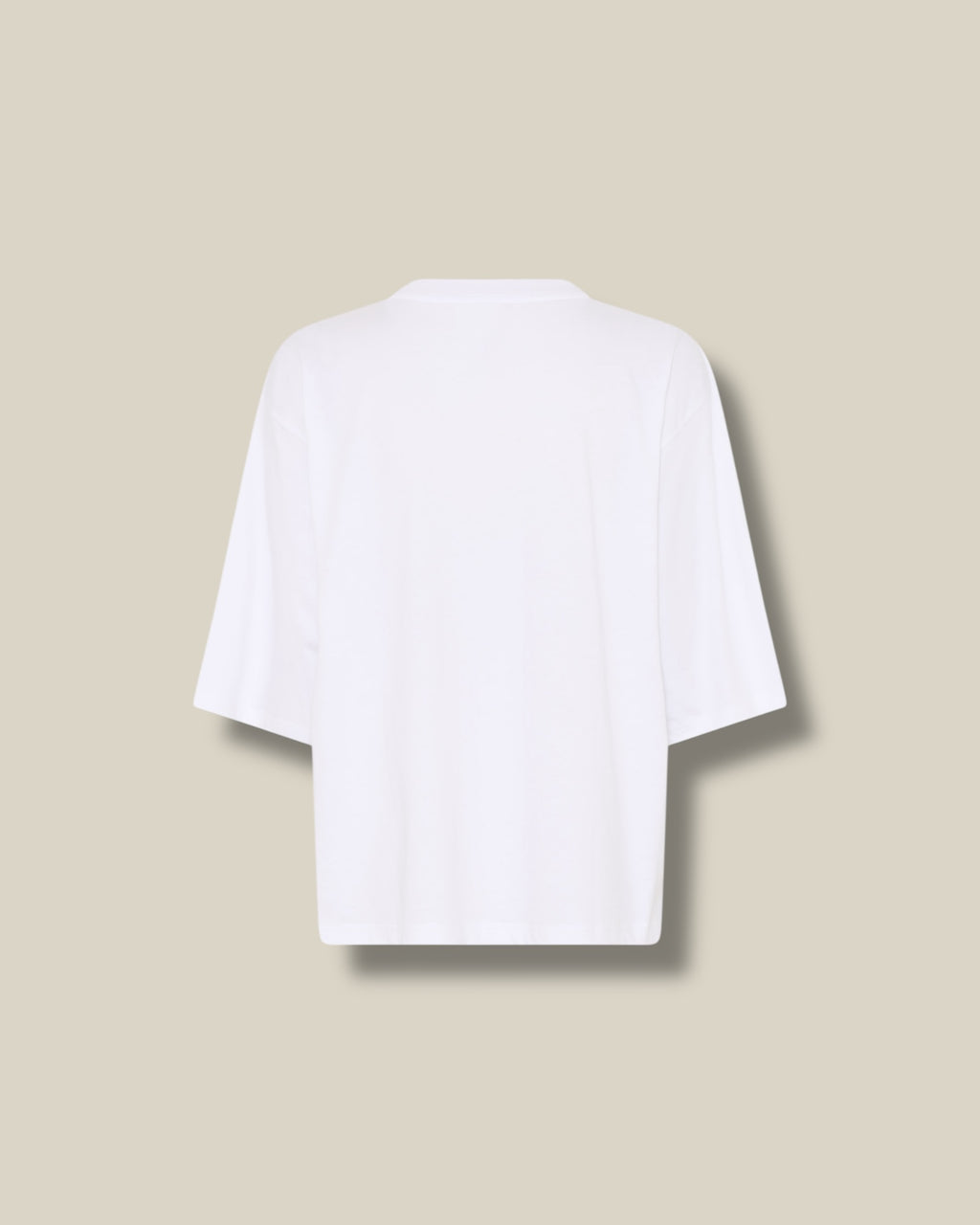 off-white-dames-t-shirt-met-ronde-hals-korte-mouwen-logo-van-biologisch-katoen-herskind-she-stories-gwen