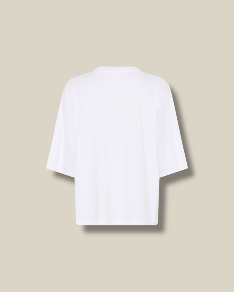 off-white-dames-t-shirt-met-ronde-hals-korte-mouwen-logo-van-biologisch-katoen-herskind-she-stories-gwen