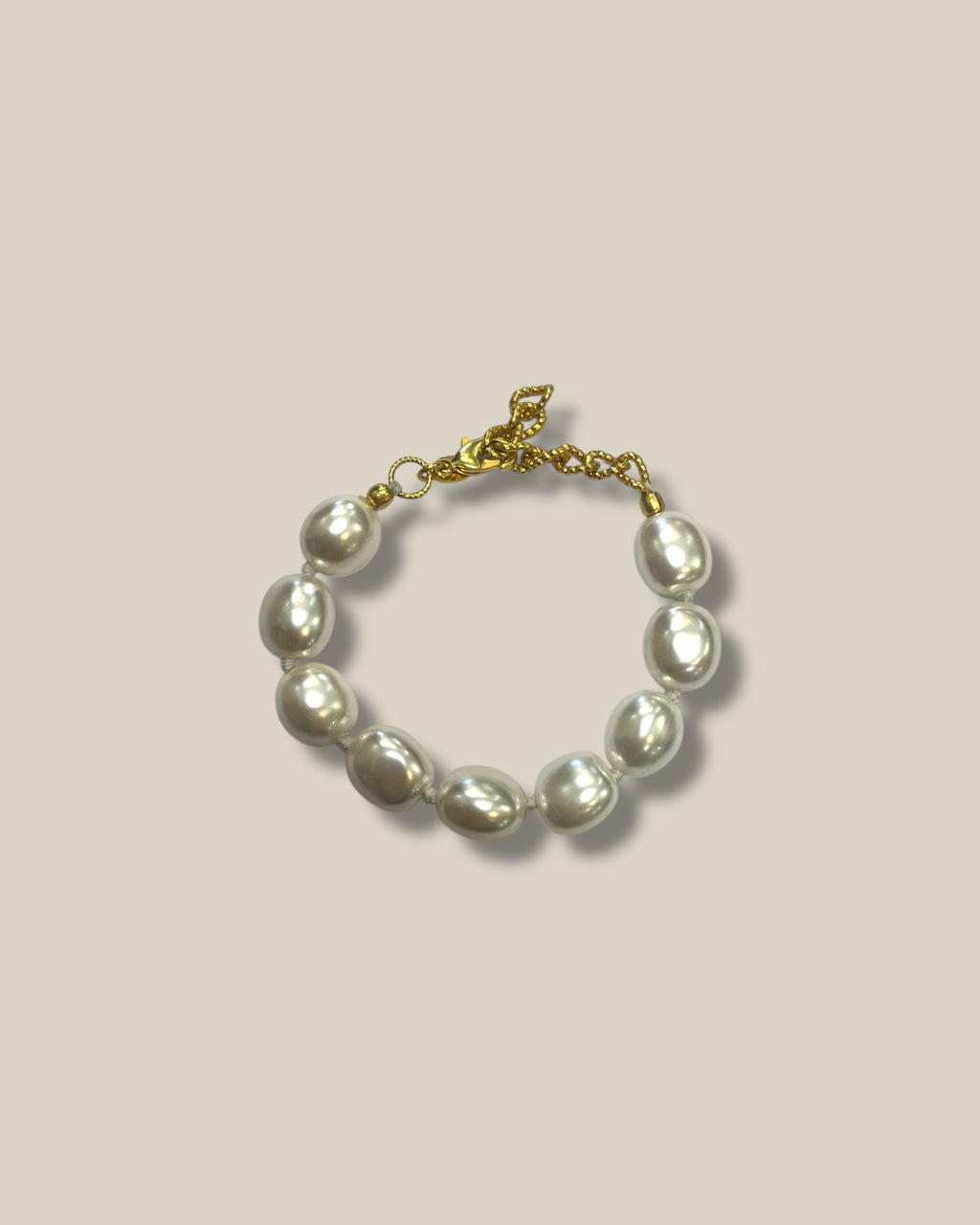 pearl-dames-armband-van-verguld-18k-goud-i-am-jai-she-stories-gwen