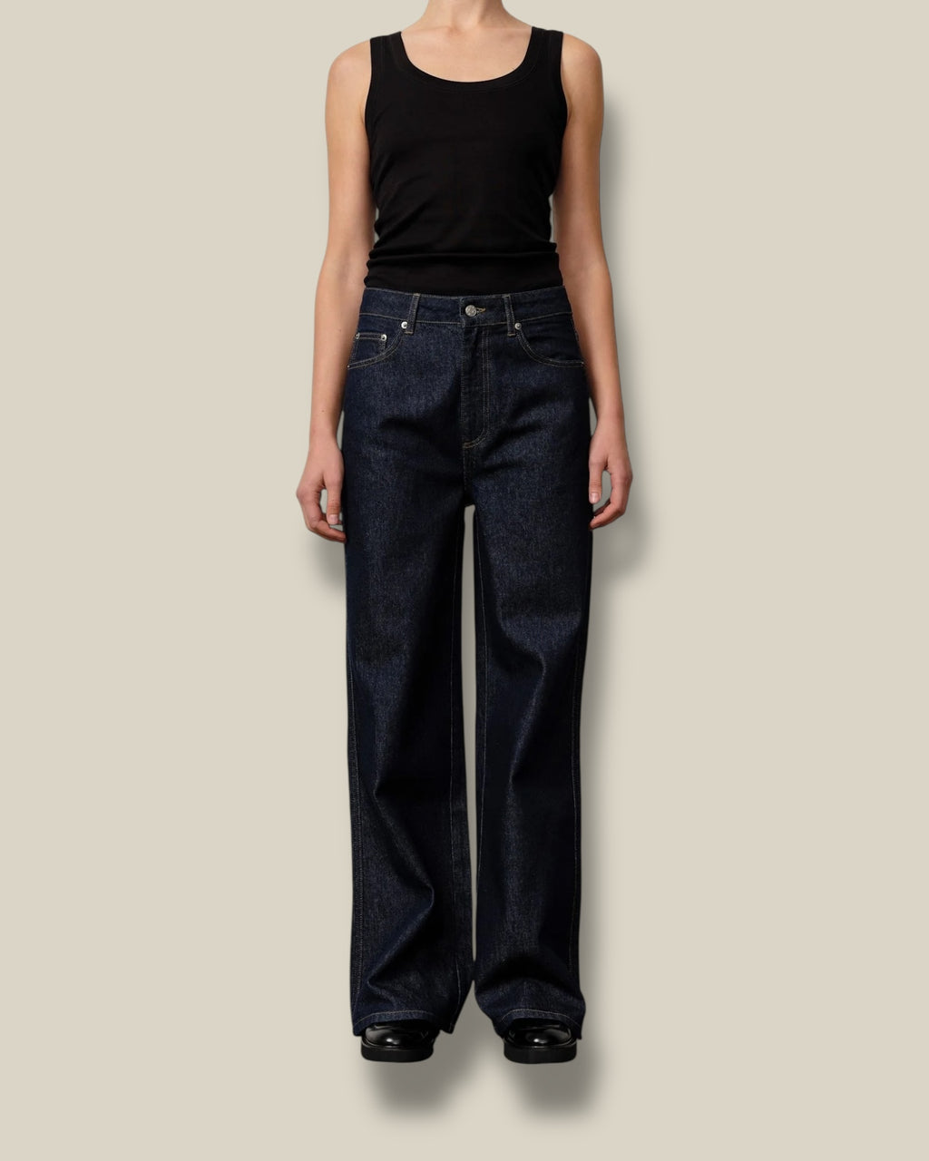 indigo-dames-jeans-5-pocket-straight-leg-kat-van-herskind-she-stories-gwen
