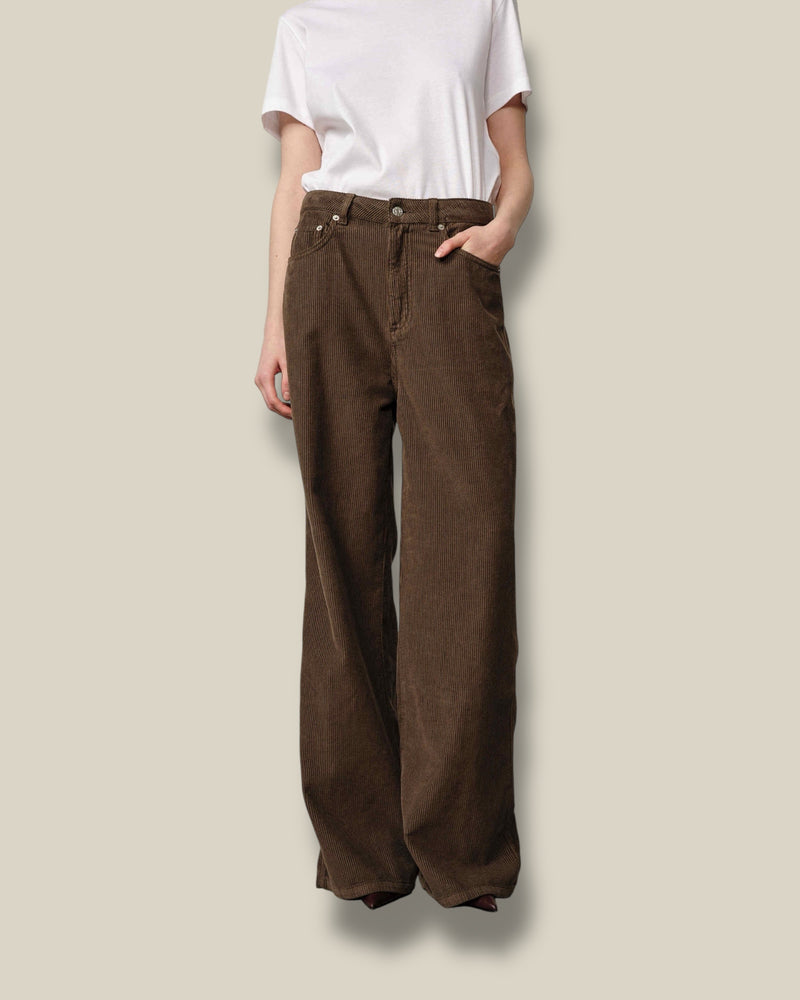 dark-olive-dames-pantalon-corduroy-5-pocket-kat-van-herskind-she-stories-gwen