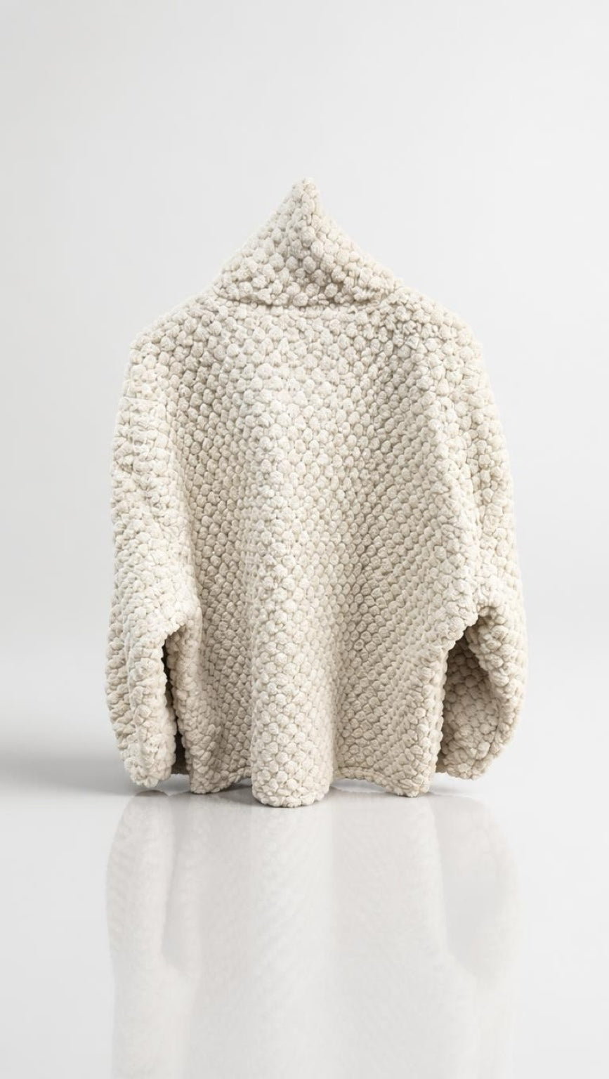 creme-dames-teddy-sweater-met-hoge-hals-ritssluiting-laax-van-liv-bergen-she-stories-gwen-leidschendam