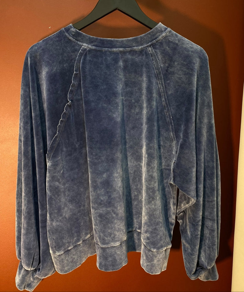 indigo-vegetal-dames-sweater-met-ronde-hals-raglanmouwen-rosas-van-love-sundaily-she-stories-gwen