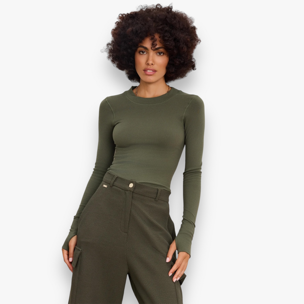 deep-moss-dames-longsleeve-tee-met-ronde-hals-slim-fit-maia-van-lune-she-stories-gwen