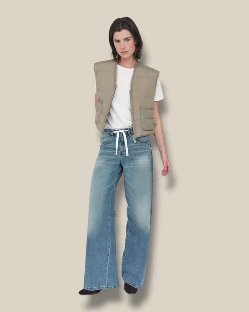 mid-blue-dames-jeans-met-string-trekkoord-wijde-fit-zakken-milo-van-mos-mosh-she-stories-gwen