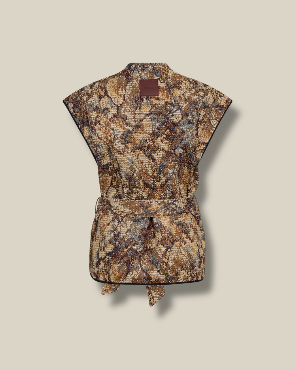 ecru-dames-vest-met-print-v-hals-en-strikband-oz-van-mos-mosh-she-stories-gwen