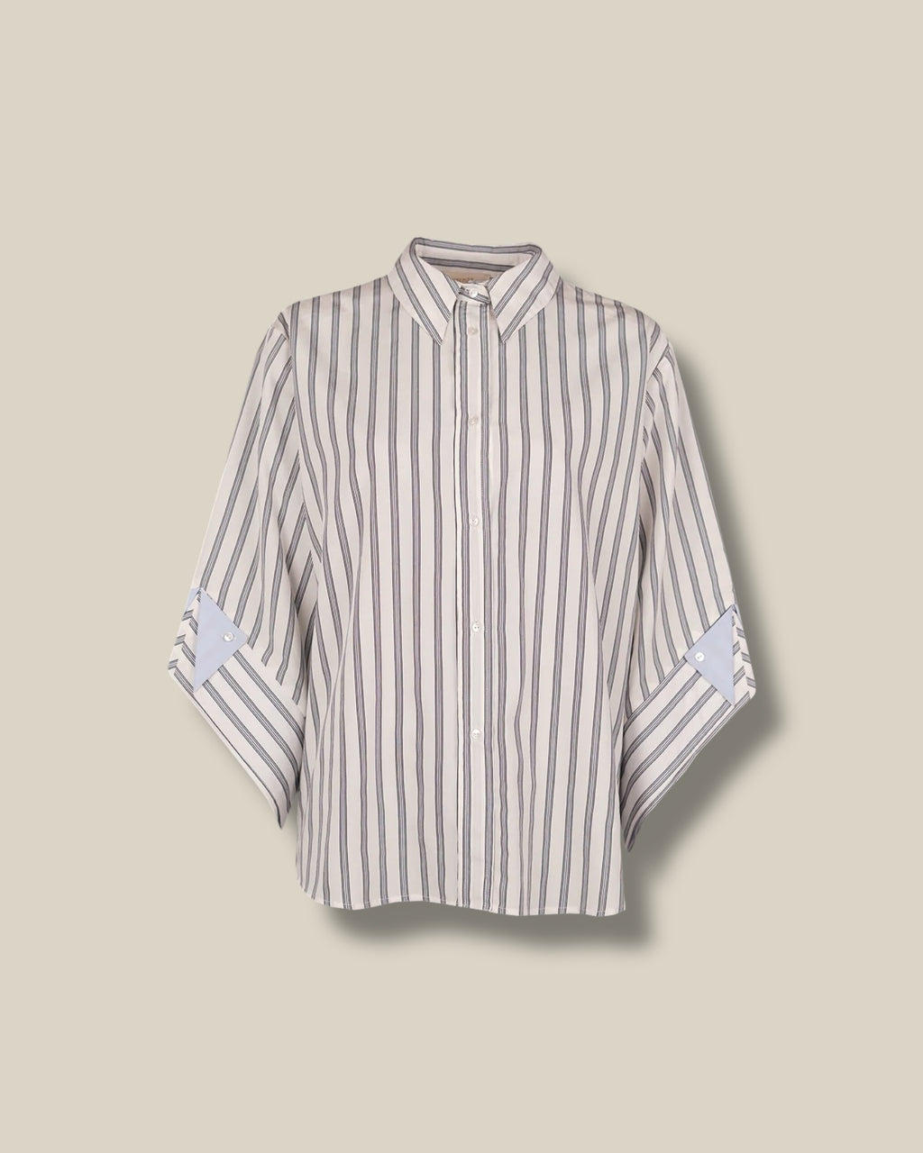 wit-gestreepte-dames-blouse-met-kraag-poplin-gabbie-van-march23-she-stories-gwen
