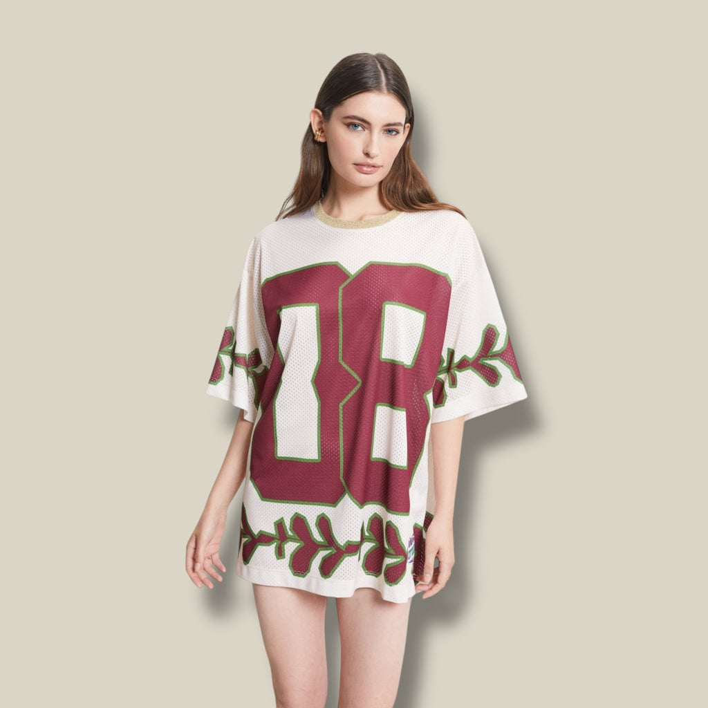 latte-dames-oversized-printed-t-shirt-met-ronde-hals-van-ottodame-she-stories-gwen