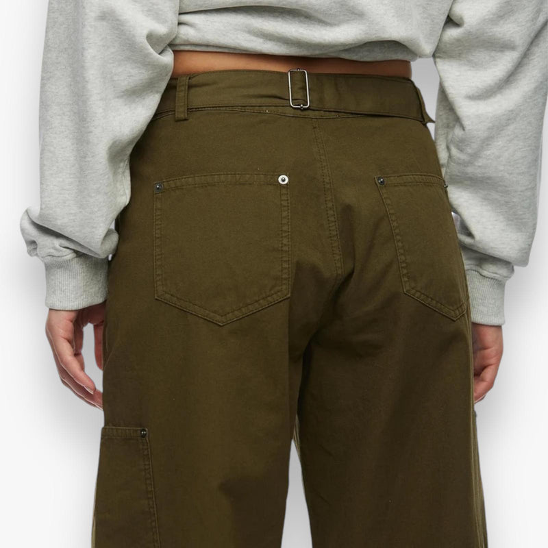 dark-olive-dames-utility-trousers-met-zijzakken-5-pocket-riem-pete-van-oval-square-she-stories-gwen