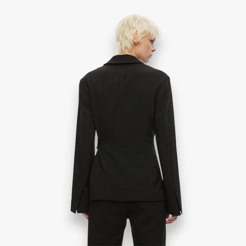 zwarte-dames-blazer-met-revers-cut-outs-lange-mouwen-delight-van-oval-square-she-stories-gwen