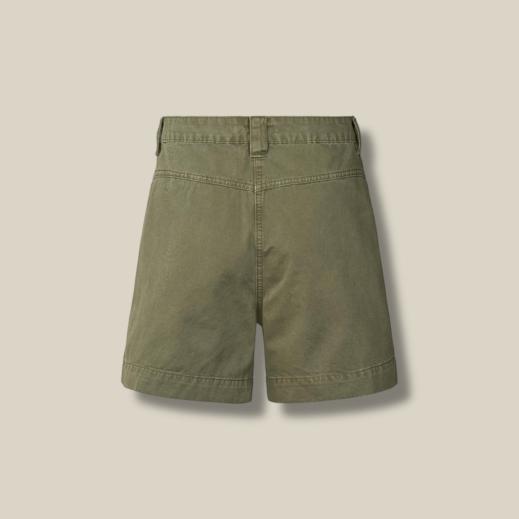 deep-green-dames-canvas-shorts-met-grote-zakken-loose-fit-nata-van-rabens-saloner-she-stories-gwen