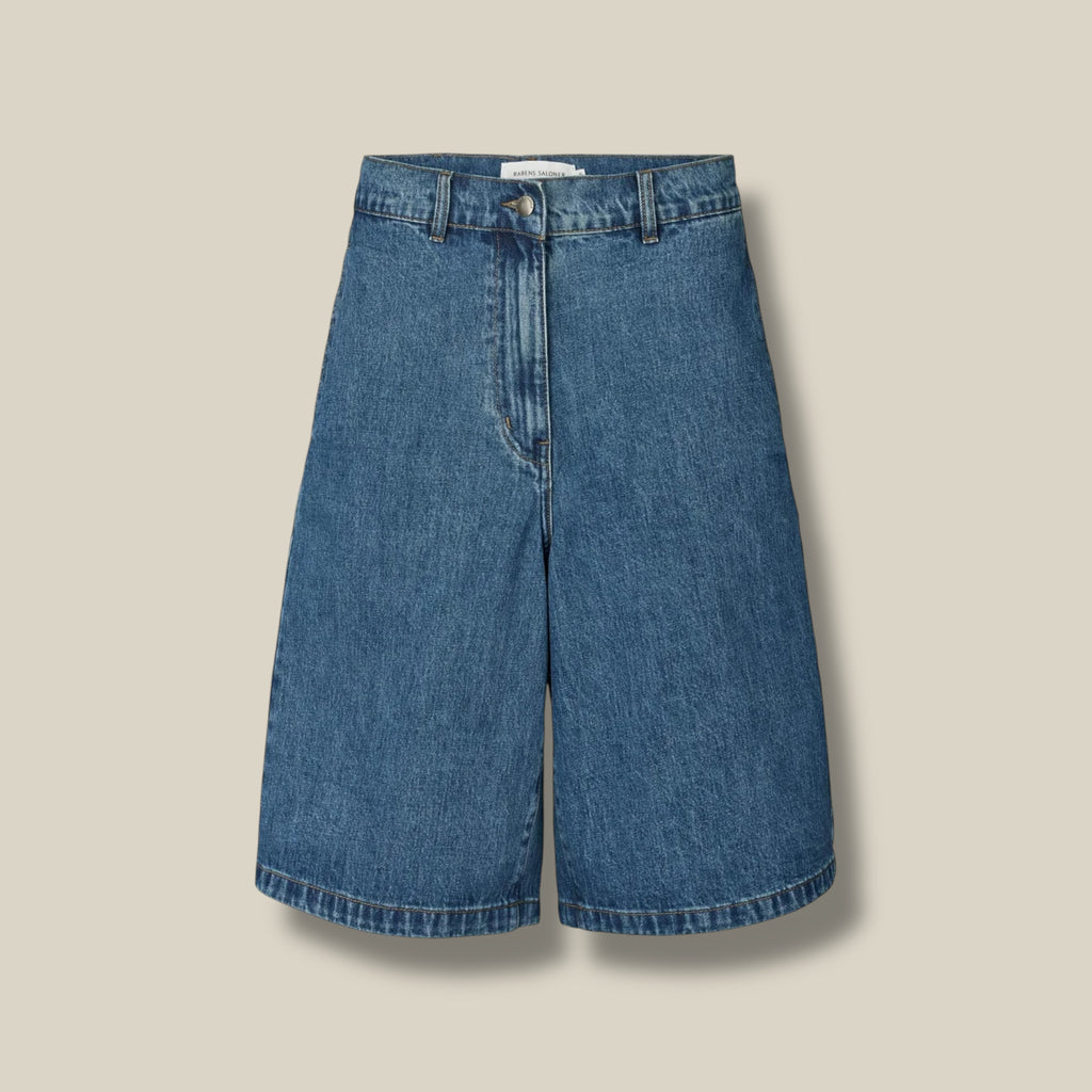 washed-indigo-dames-wide-shorts-denim-van-biologisch-katoen-raha-van-rabens-saloner-she-stories-gwen