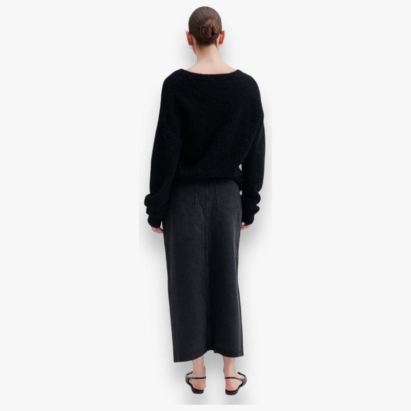 zwarte-dames-maxi-rok-denim-met-split-zijzakken-dustine-van-second-female-she-stories-gwen