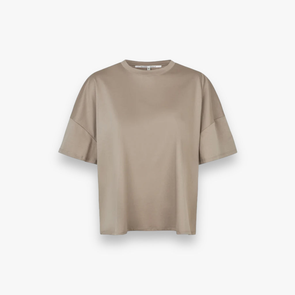 roasted-cashew-dames-oversized-t-shirt-met-ronde-hals-korte-mouwen-verlaagde-schouders-ghita-van-second-female-she-stories-gwen