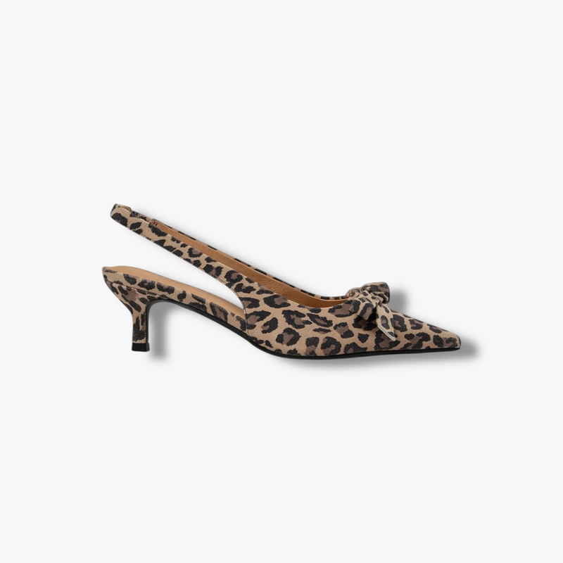 light-brown-leopard-dames-printed-pumps-met-strik-rosalinesw-van-sofie-schnoor-she-stories-gwen