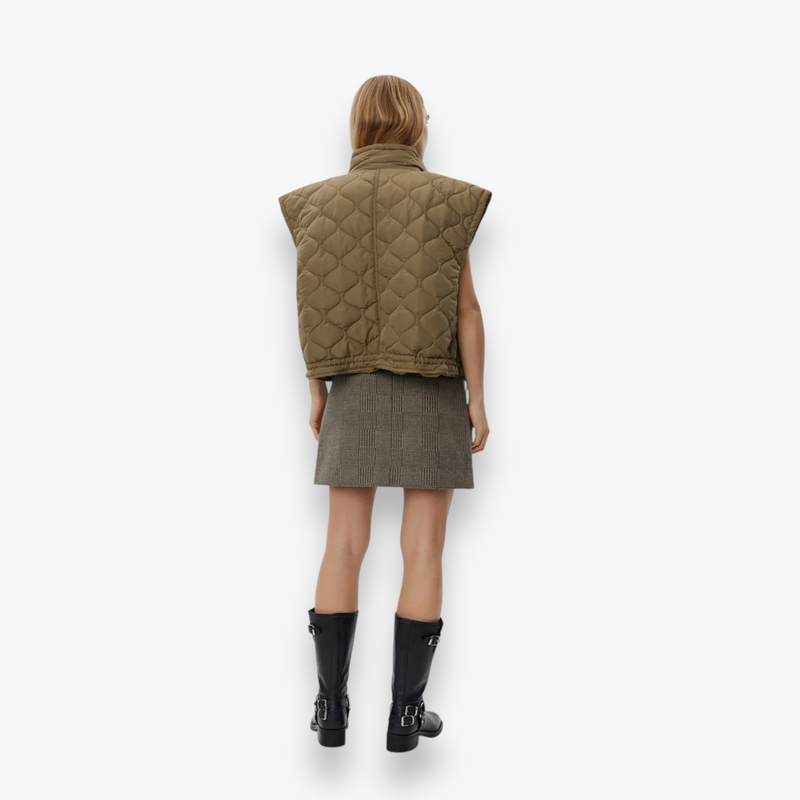 light-army-dames-vest-met-ritssluiting-hoge-hals-zakken-uma-van-sofie-schnoor-she-stories-gwen