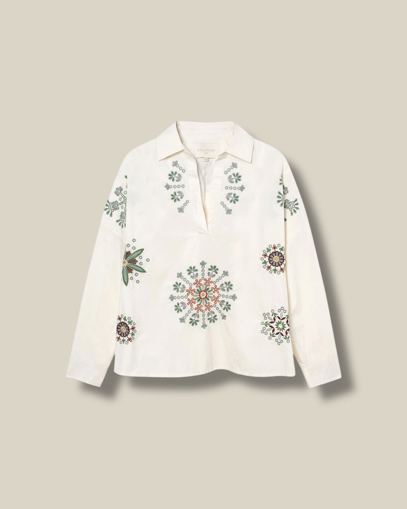 ecru-dames-tuniek-met-broderie-anglaise-kraag-lange-mouwen-prune-van-stella-forest-she-stories-gwen