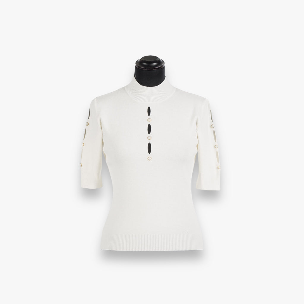 snow-white-dames-gebreide-turtleneck-top-met-studs-van-twinset-milano-she-stories-gwen