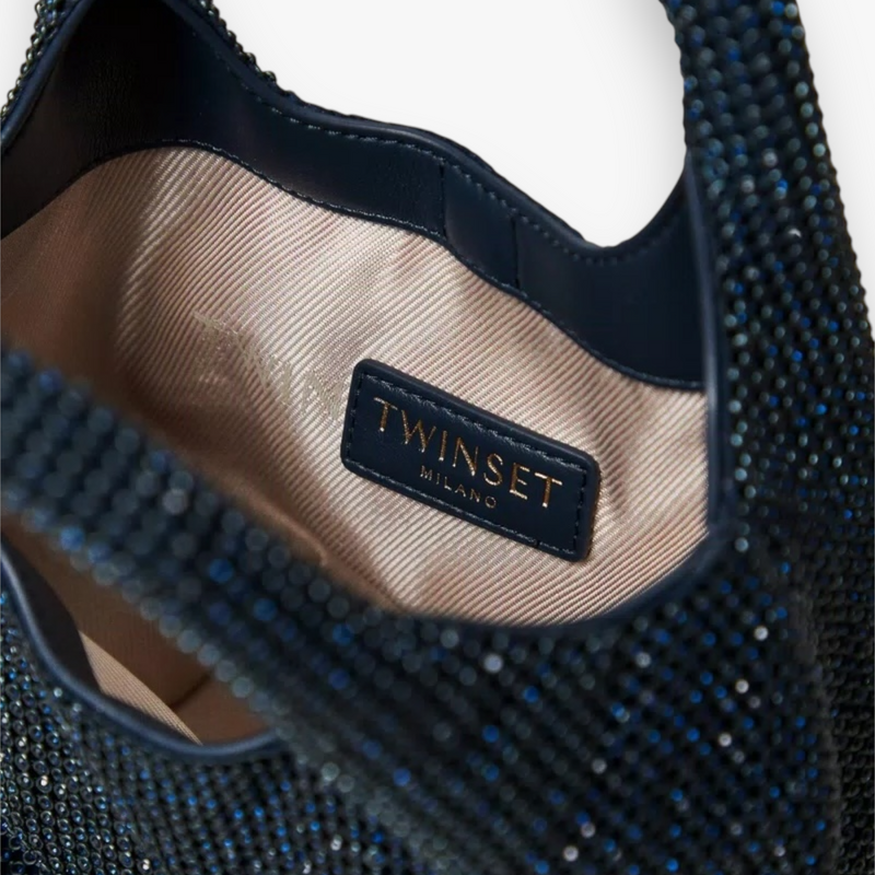 indigo-dames-tas-met-strass-logo-hanger-rendez-vous-van-twinset-milano-she-stories-gwen