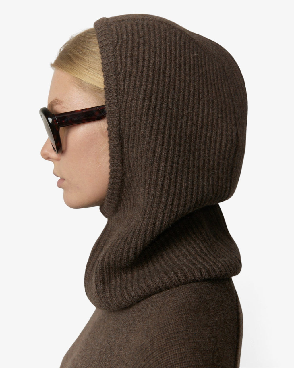 She Stories Herskind Calvin brown melange ribbed cashmere balaclava with a minimalist design