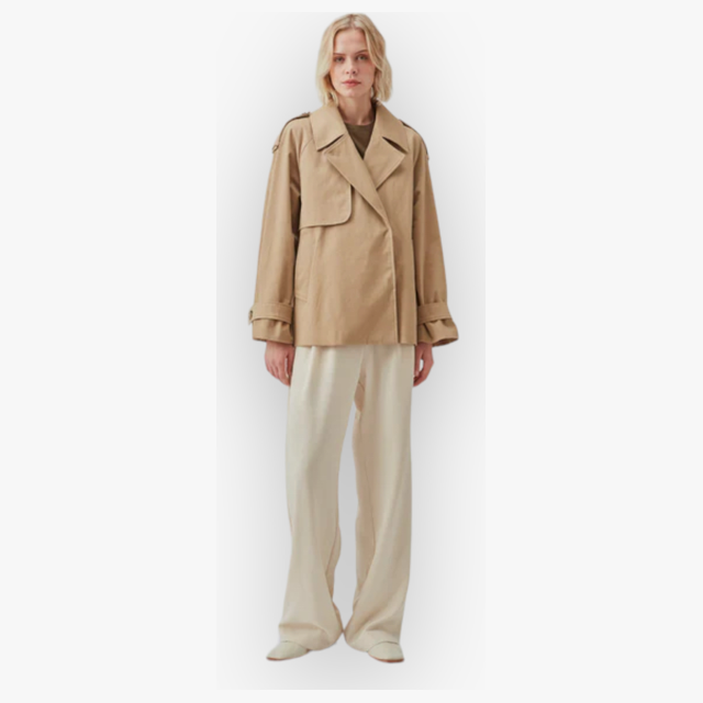 insence-beige-dames-jacket-trenchcoat-revers-lange-mouwen-oversized-clara-van-modström-she-stories-gwen