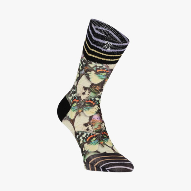vlinders-print-multicolor-dames-sokken-lang-papillon-van-xpooos-she-stories-gwen
